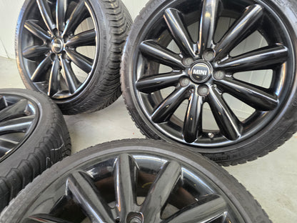 MINI One / Cooper / Cooper S  17 inch allseason banden velgen OEM