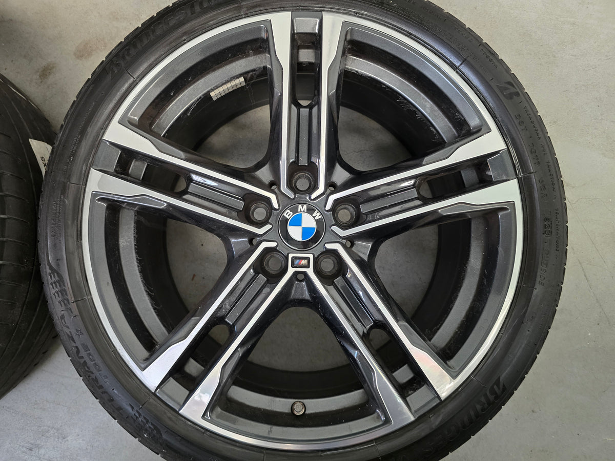 BMW 1 F40 2 F44 18 inch zomerbanden Styling 556M M Sport velgen OEM