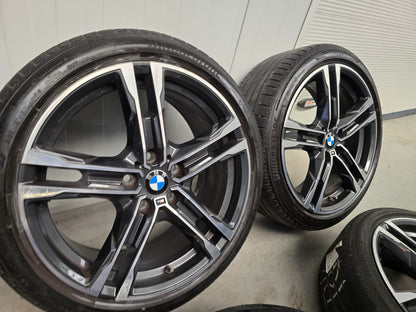 BMW 1 F40 2 F44 18 inch zomerbanden Styling 556M M Sport velgen OEM