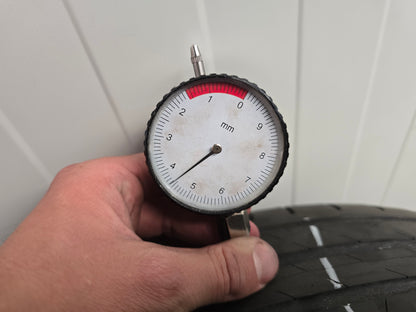 BMW 1 F40 2 F44 18 inch zomerbanden Styling 556M M Sport velgen OEM