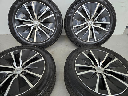 Demo Volvo XC40 XC60 XC90 19 inch winterbanden Black/Polished